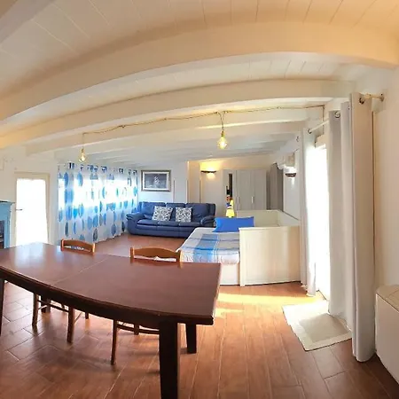 Apartment La Mansarda Di Pupillo